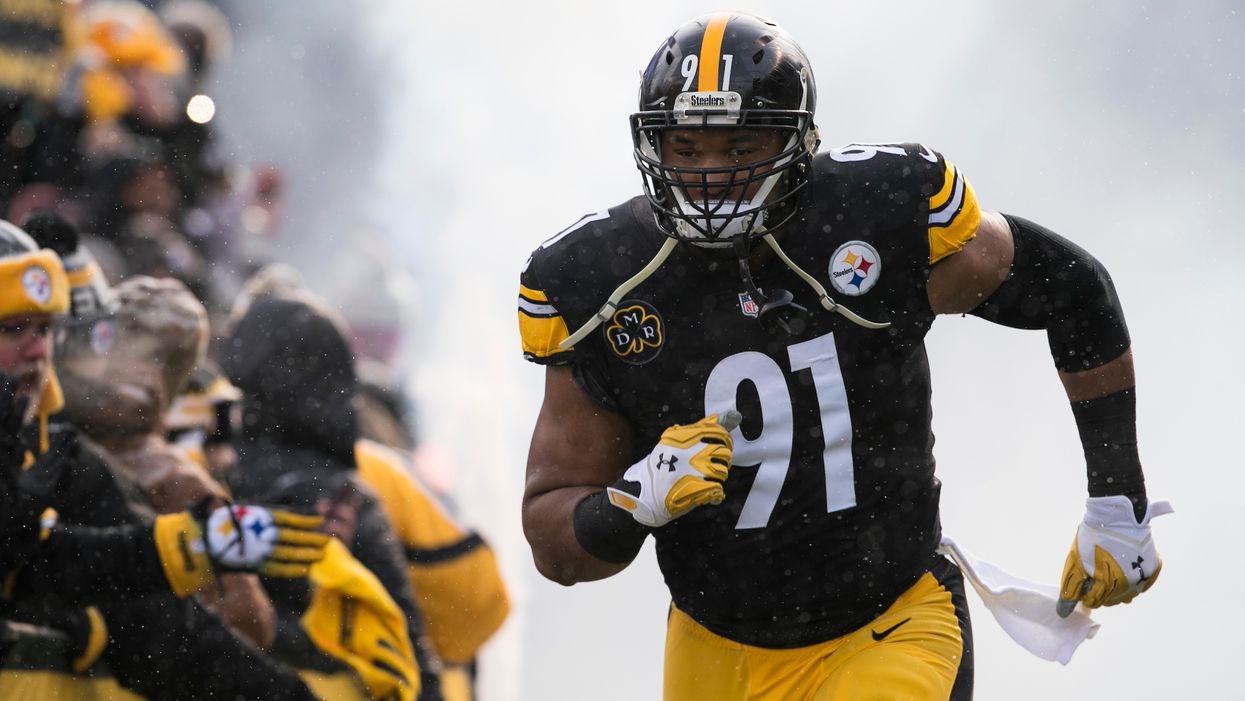 Pittsburgh Steelers lineman: I will never kneel for the flag, and 'screw anybody' who has a problem with it