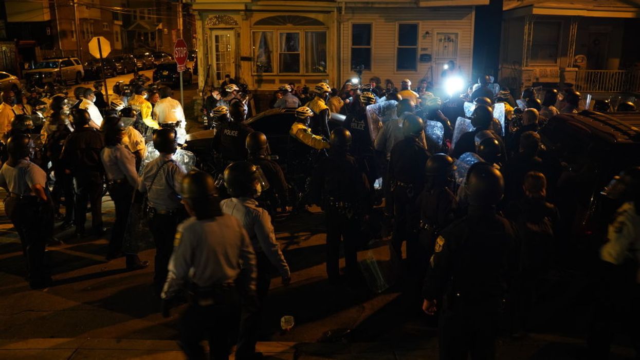 Police find van loaded with explosives in Philadelphia; looting and rioting continues in city despite curfew