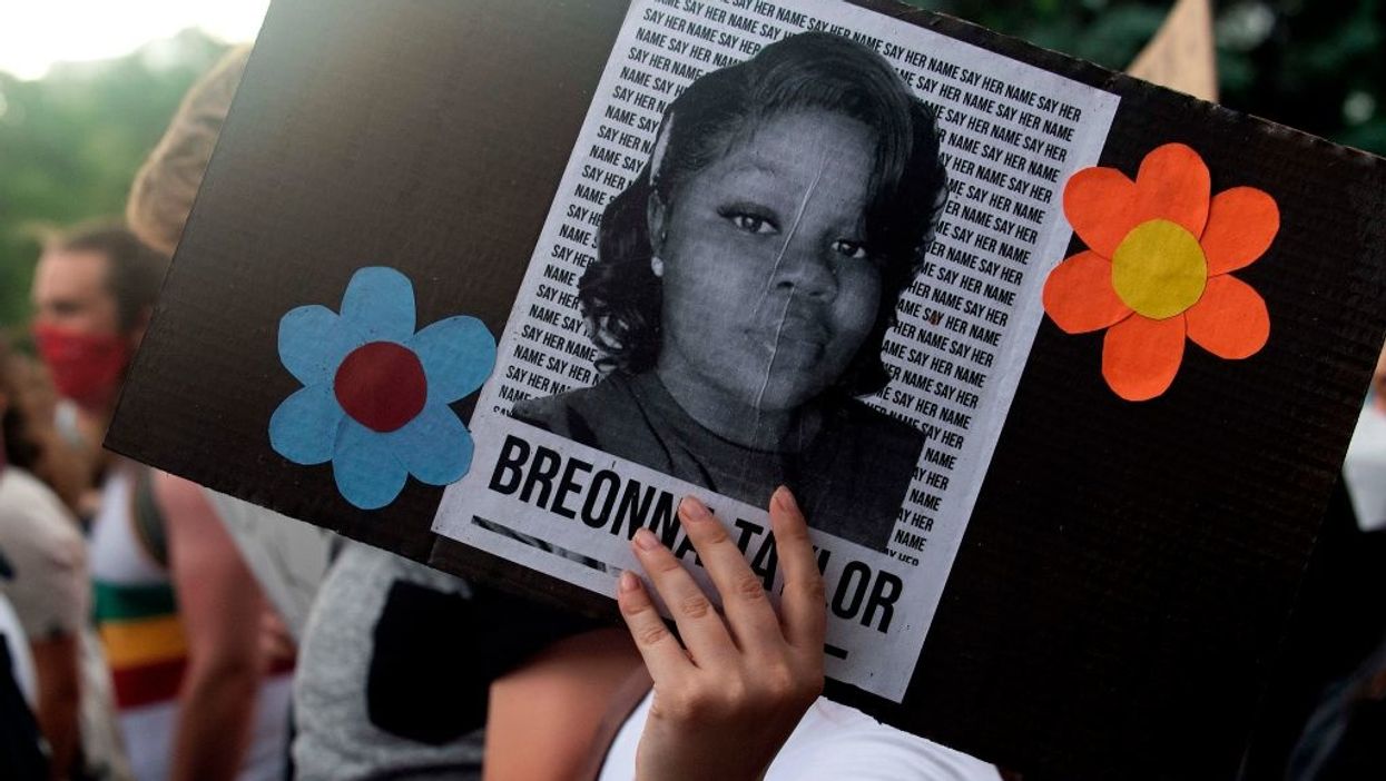 Police officer involved in fatal shooting of Breonna Taylor to be fired, Louisville mayor says