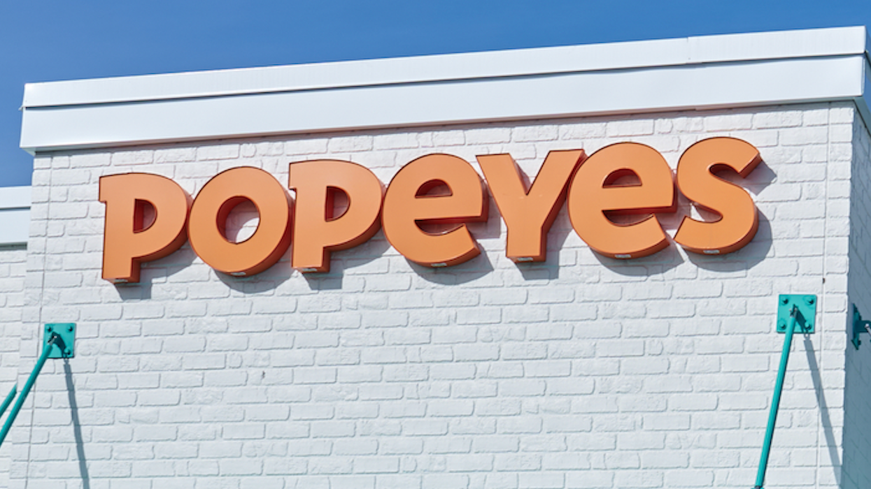 Popeyes employee stabs customer in self-defense after dispute over food order, police say