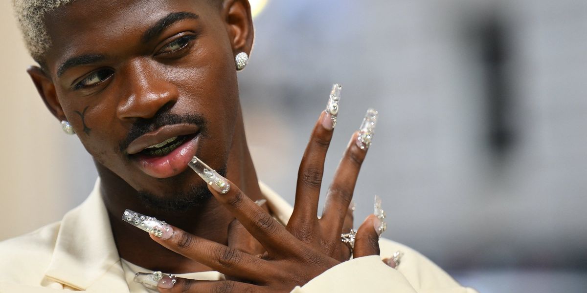 Popular rapper captured on video prancing through Los Angeles streets in his underwear before arrest and hospitalization Popular rapper captured on video prancing through Los Angeles streets in his underwear before arrest and hospitalization