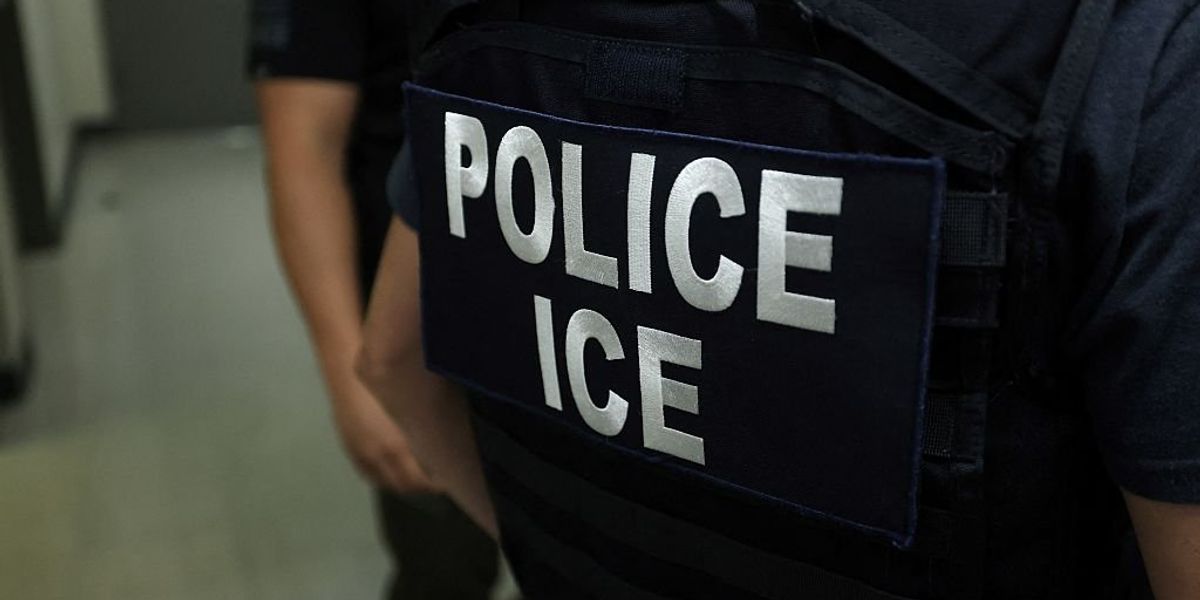 Portland to issue violation against ICE facility under siege by Antifa extremists Portland to issue violation against ICE facility under siege by Antifa extremists