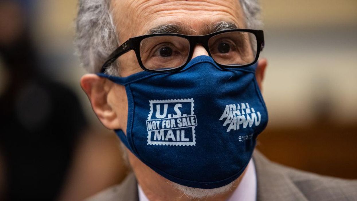 Postal workers' union opposes Biden's plan to mandate vaccines for federal employees