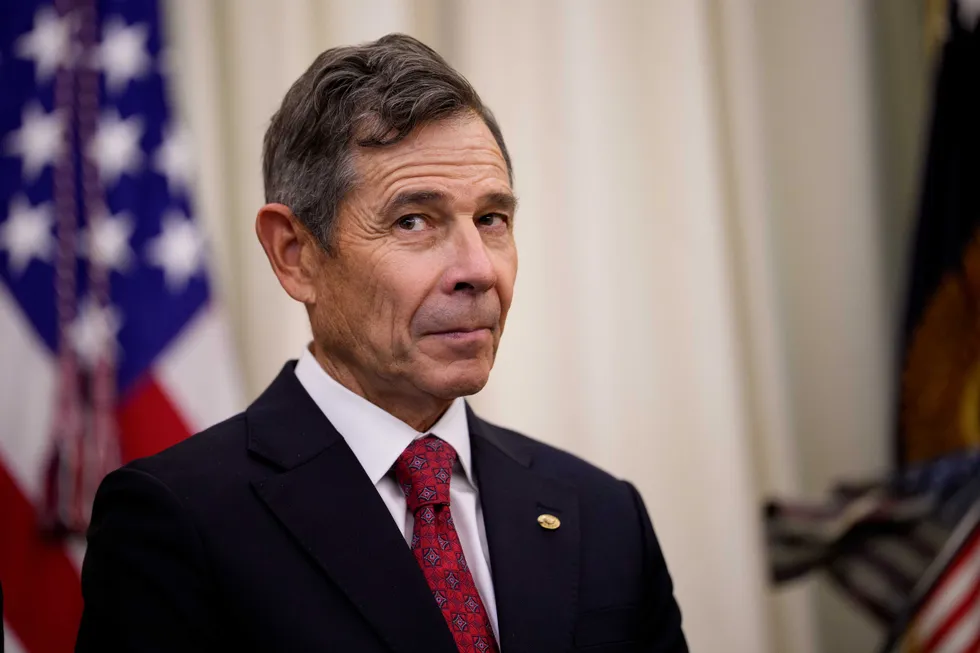 Pro-amnesty Utah Republican introduces last-ditch bill to import more migrants