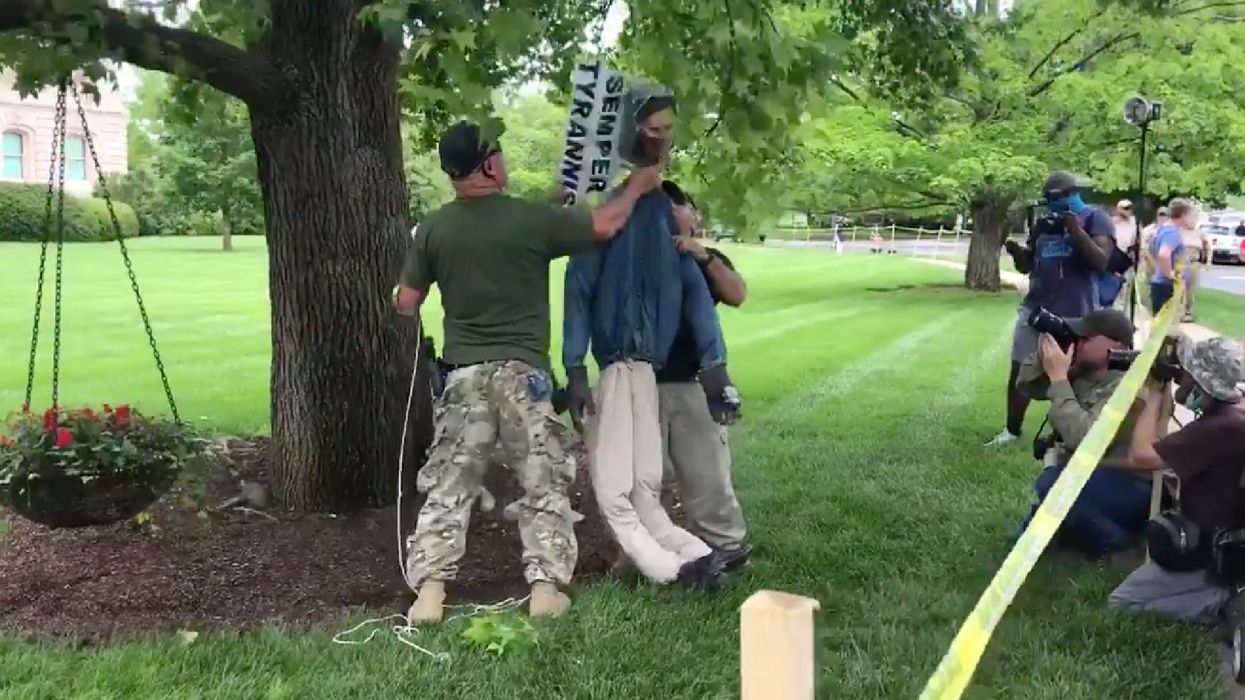 Protesters hang Kentucky governor in effigy during Second Amendment protest at state Capitol