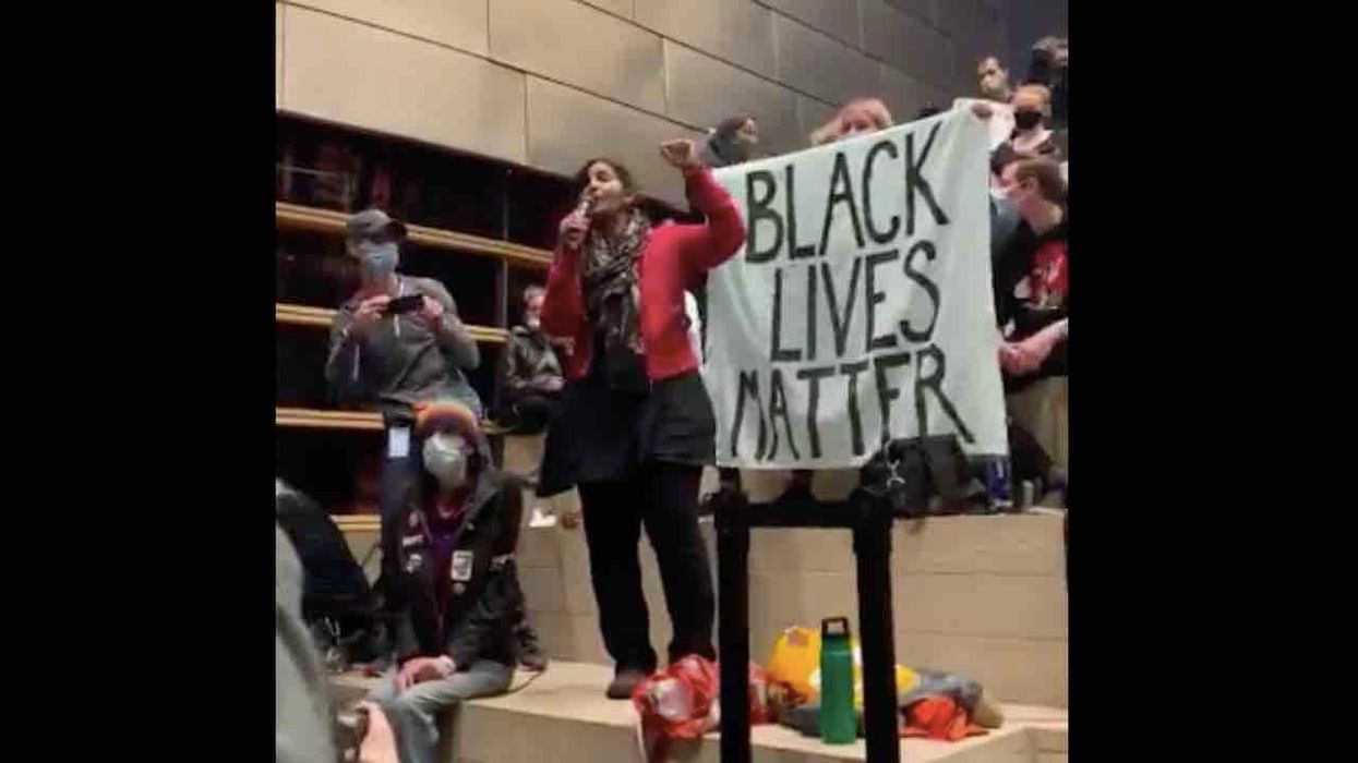Radical socialist councilwoman lets hundreds of chanting protesters into Seattle City Hall