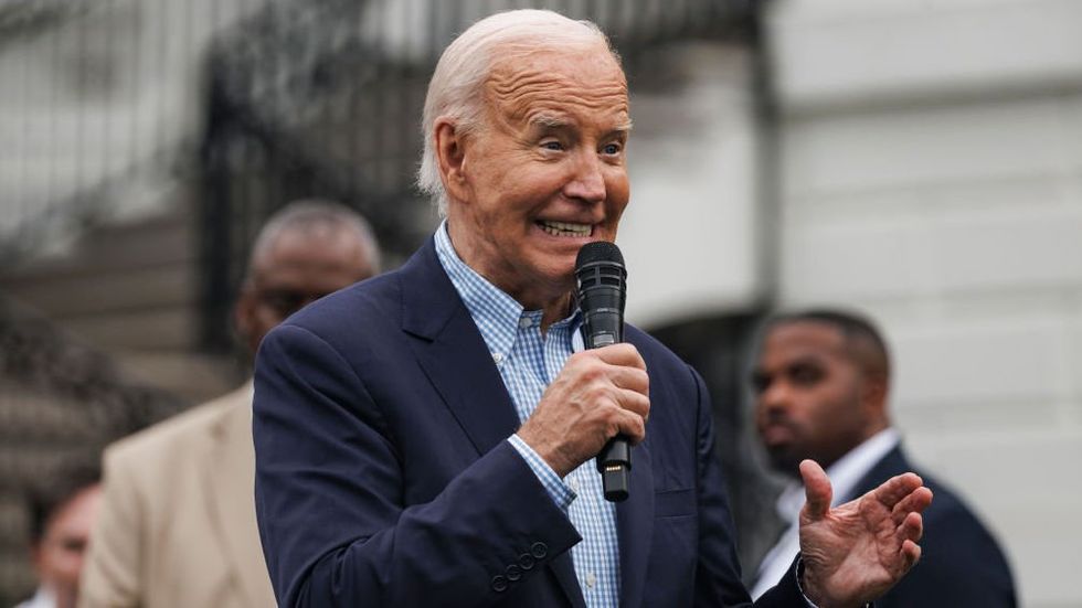Radio host learns lesson the hard way after she admits to using pre-scripted questions to interview Biden: 'Were sent to me'
