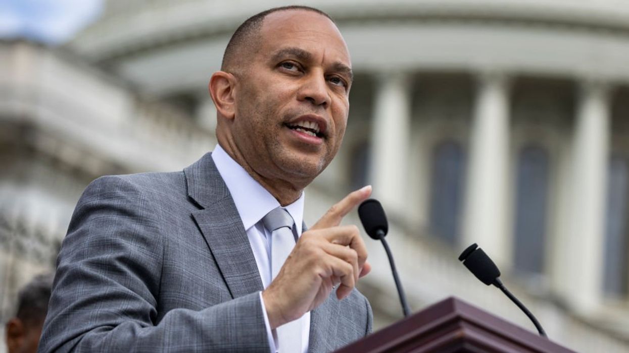 Rep. Jeffries calls on Biden to issue more pardons