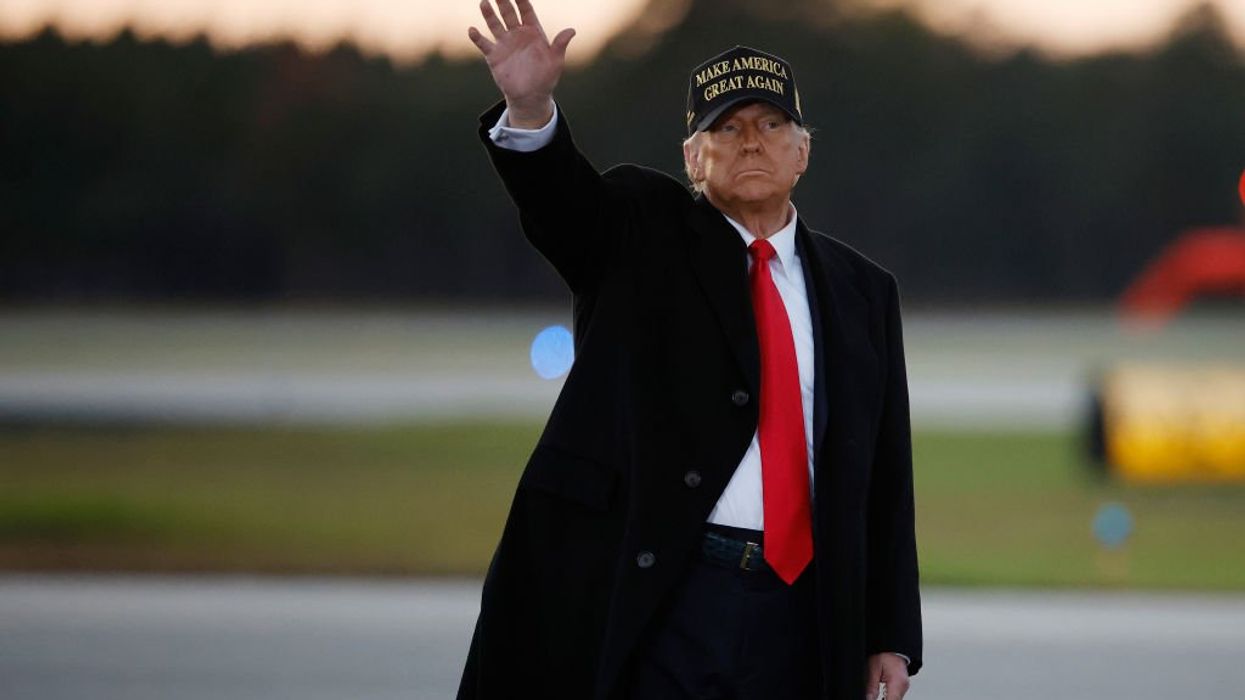 Report claims Trump allegedly planning to boot transvestites out of military on day 1