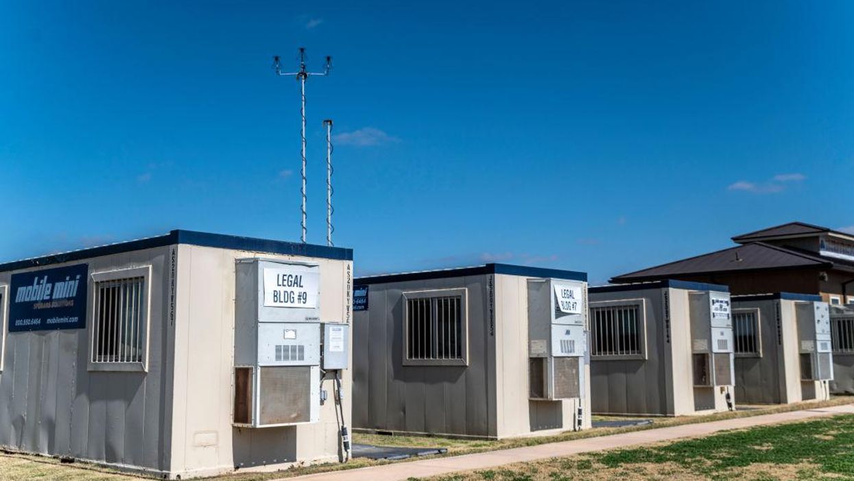 Reporter confronts Psaki on Biden admin reopening 'cages' shut down under Trump