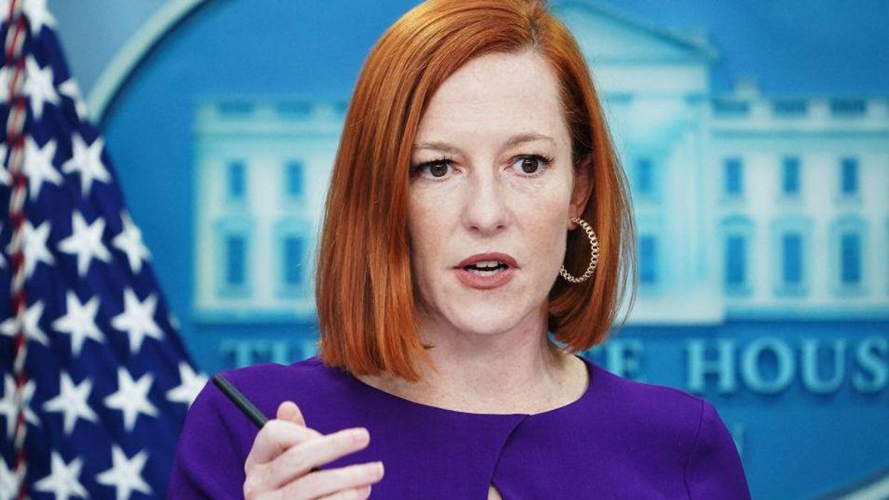 Reporter confronts Psaki with two easy questions about COVID testing plan, but she refuses to answer them multiple times