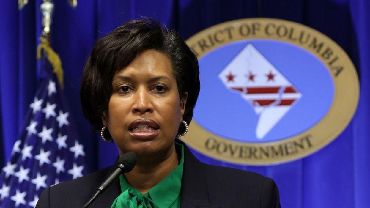 Reporter corners DC mayor with her own data on city's vaccine mandate hurting black students — but she denies it anyway