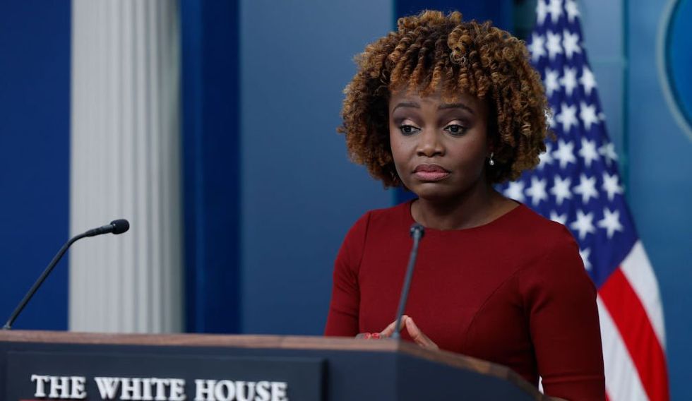 Reporter corners KJP with Biden's own words about defying congressional subpoenas after Hunter Biden does exactly that