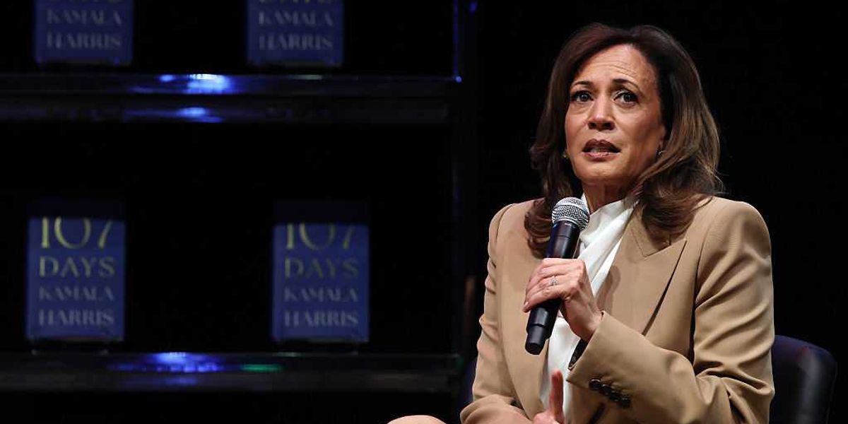 Reporter humiliates Kamala Harris over Biden health cover-up: ‘That is a world-class pivot’ Reporter humiliates Kamala Harris over Biden health cover-up: ‘That is a world-class pivot’