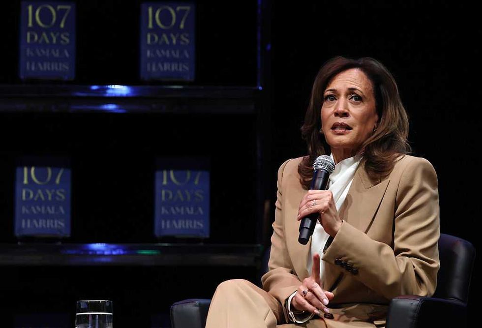 Reporter humiliates Kamala Harris over Biden health cover-up: 'That is a world-class pivot'