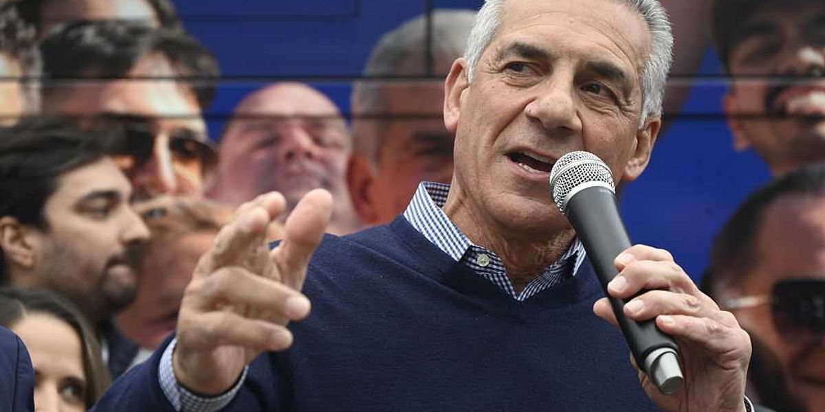 Republican candidate narrows the gap in NJ governor race with the help of key Dem endorsements Republican candidate narrows the gap in NJ governor race with the help of key Dem endorsements