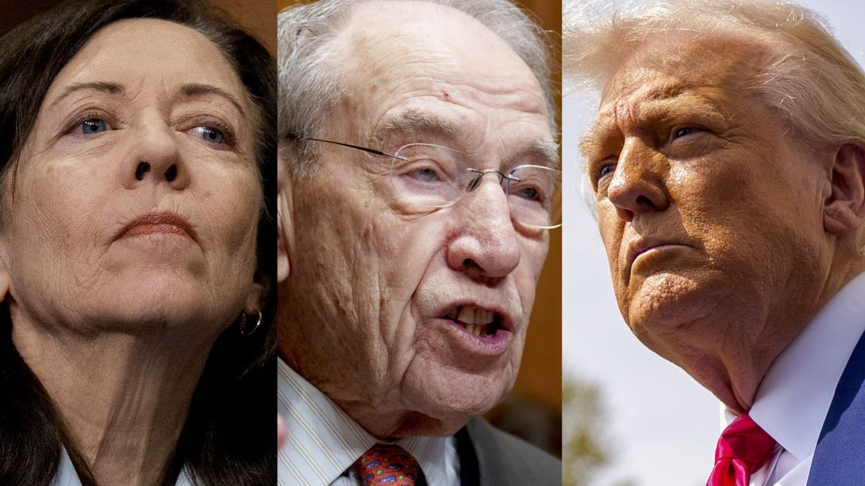 Republican Chuck Grassley and Democrat Maria Cantwell introduce bill to reassert congressional power on tariffs