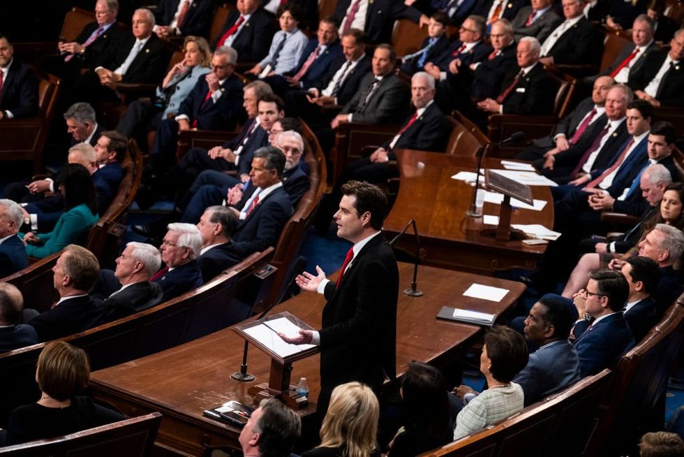 Republicans open the fall spending fight by fumbling the kickoff
