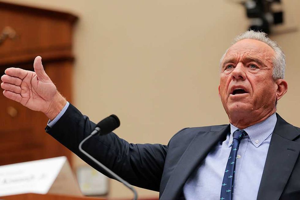 RFK Jr. turns the tables on Democrats and reveals 1.5M illegal aliens unlawfully received Medicaid