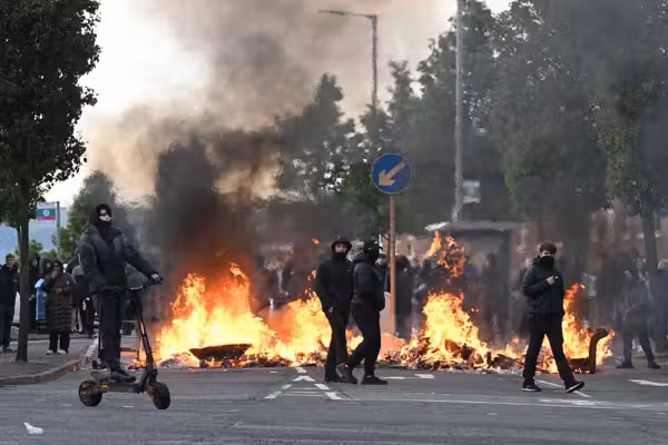 Rioting erupts in Ireland over HORRIFIC attack by Sudanese asylum seeker captured on video