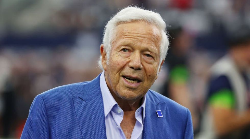 Robert Kraft pulls support from Columbia‚ then academic gets brutally honest about his profession: &apos;On a suicide mission&apos;