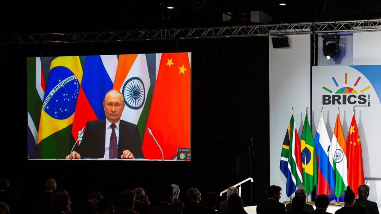 Roth: The BRICS expansion is pro-oil and anti-US dollar