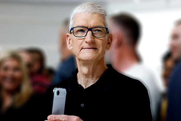 ROTTEN APPLE? Top execs bail on CEO Tim Cook as woked-up tech giant fumbles lead
