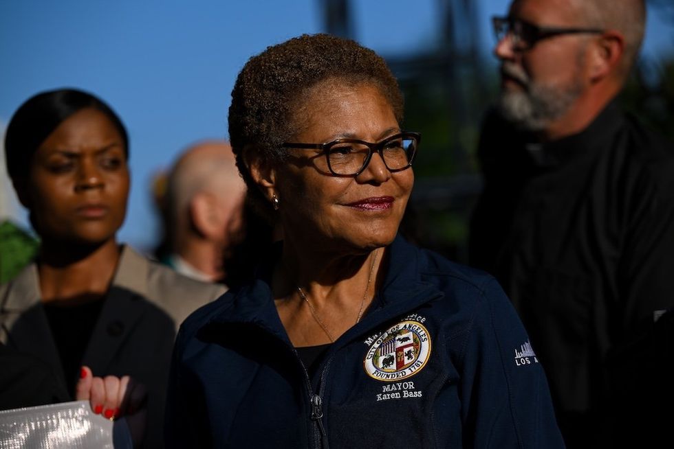 Sanctuary cities fail — but Karen Bass keeps pushing the lie