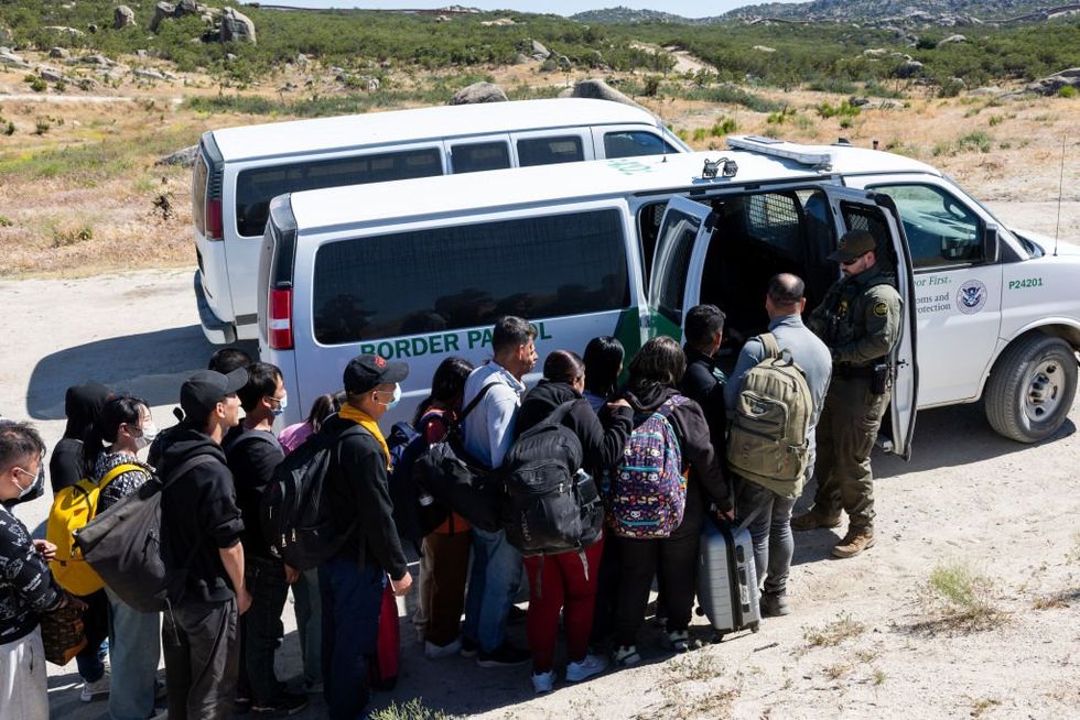 School district, Mexican Consulate partner up to help illegal aliens deal with ICE — cancel meeting after backlash
