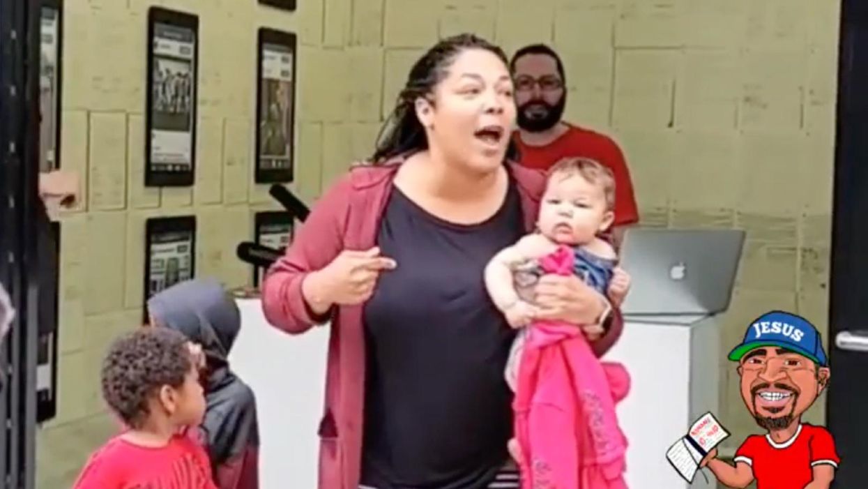 Screaming mom crashes Portland press conference, goes ballistic on media for ignoring blatant attack on family church service