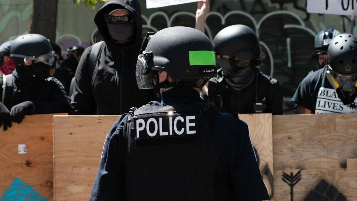 Seattle vaccine mandate could jeopardize public safety as hundreds of police officers face possible termination
