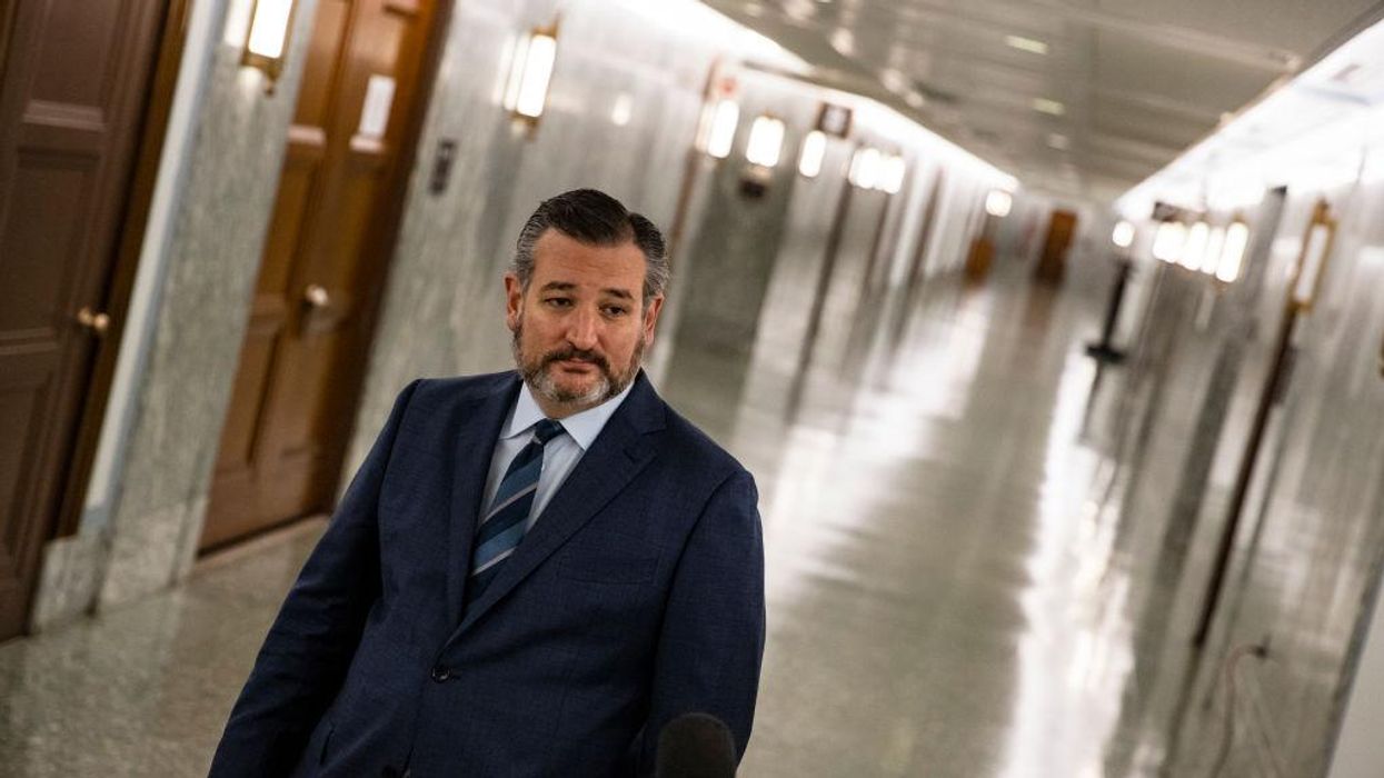 Sen. Cruz blocks Hong Kong refugee bill, blasts Democrats for being soft on Chinese Communist Party