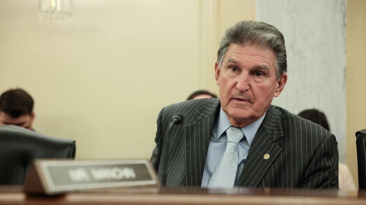 Sen. Manchin says Democrats 'should' reach a deal on Biden's 'human infrastructure' plan this week