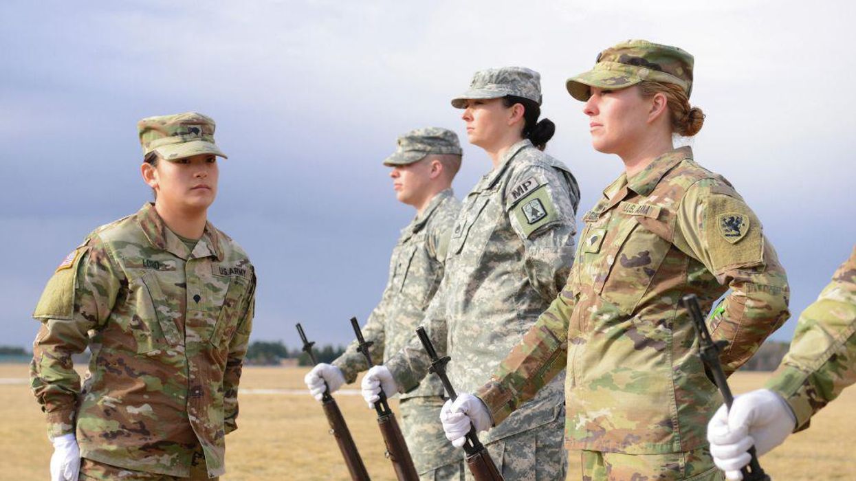 Senate committee advances amendment requiring women to register for the draft with majority GOP support