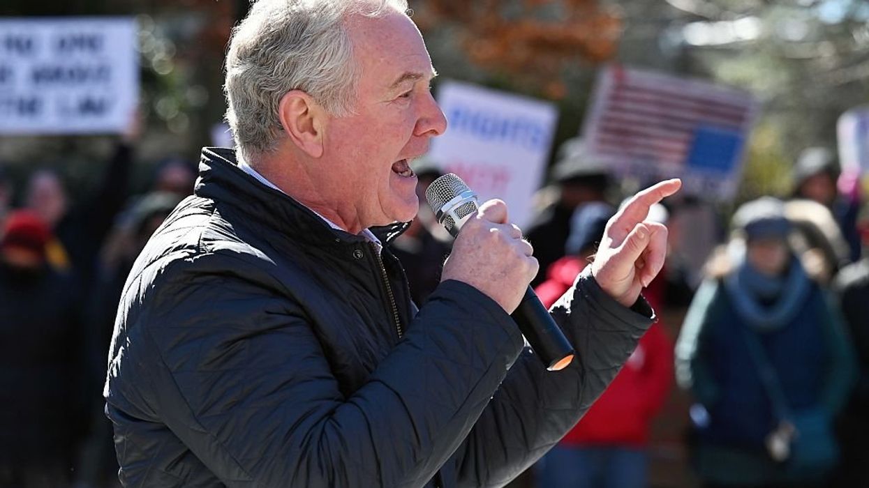 Senate Democrat says he will go the literal extra mile to bring back illegal immigrant