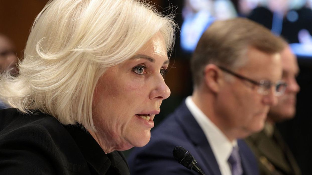 Senators grill aviation leaders over 15,000 close calls at DC airport before deadly collision
