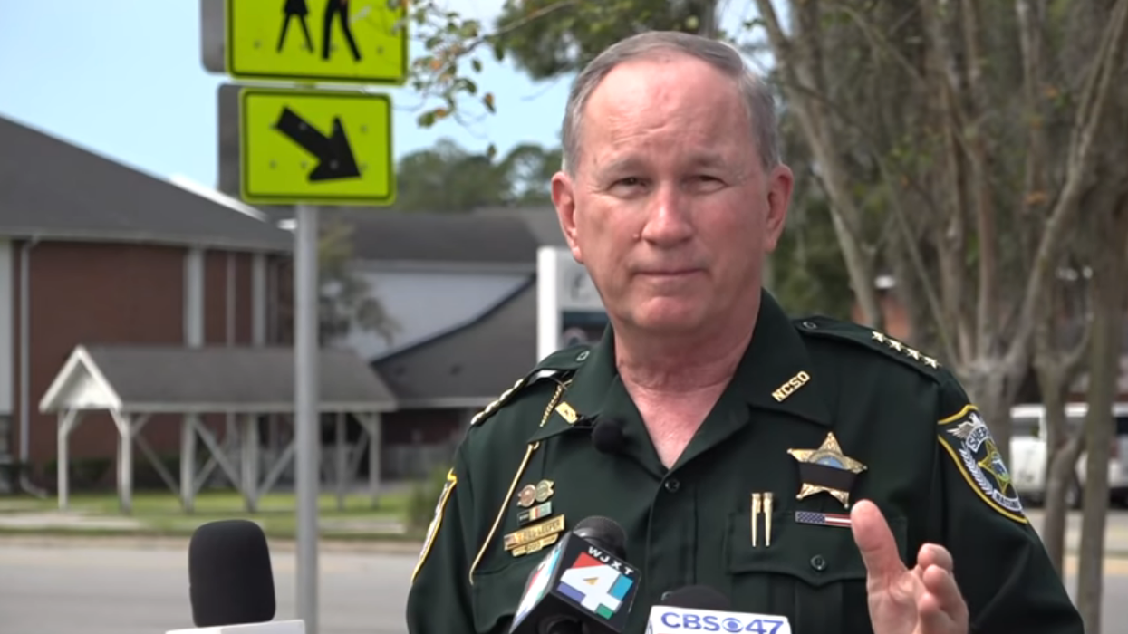 Sheriff tells armed citizens to 'blow' alleged cop-killer 'out the door' if he targets their home