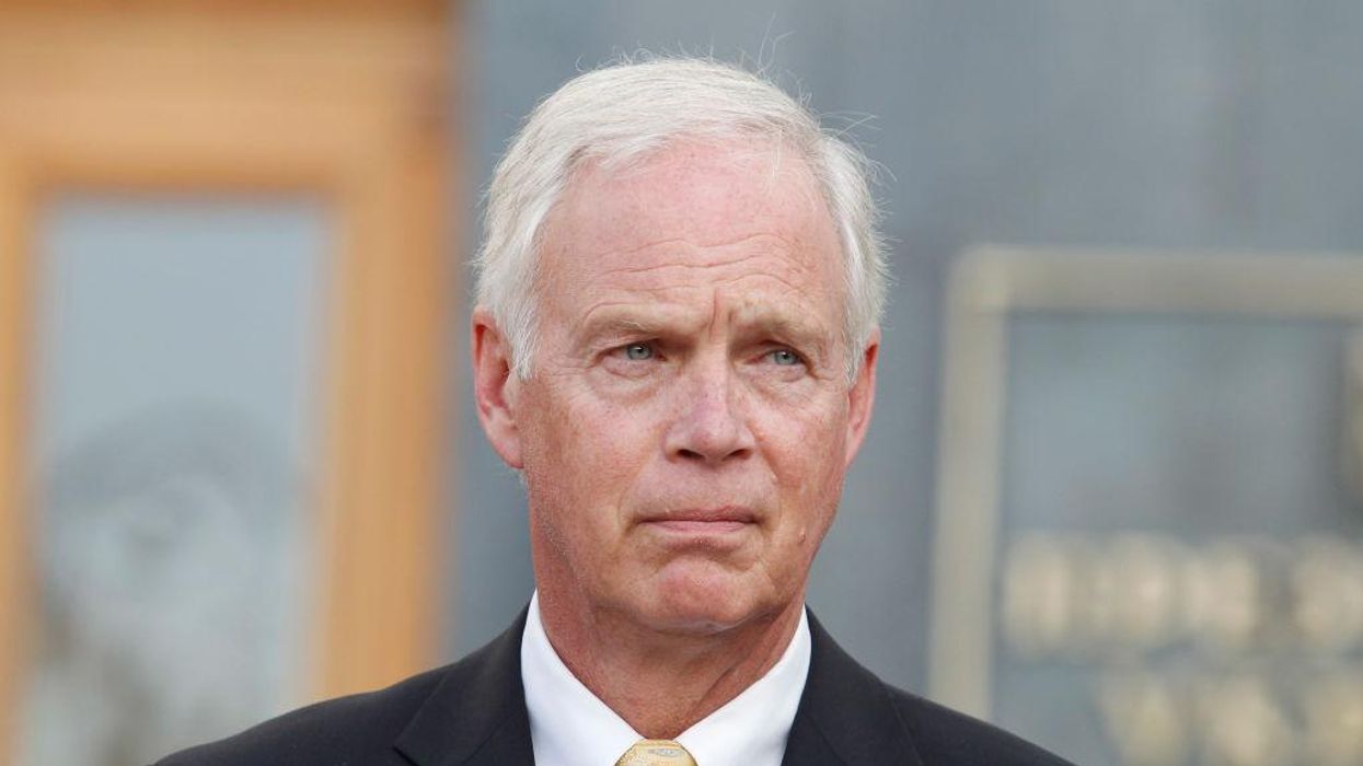 'Sit there and smirk': Sen. Johnson blasts Ellison over deadly protests in Minnesota