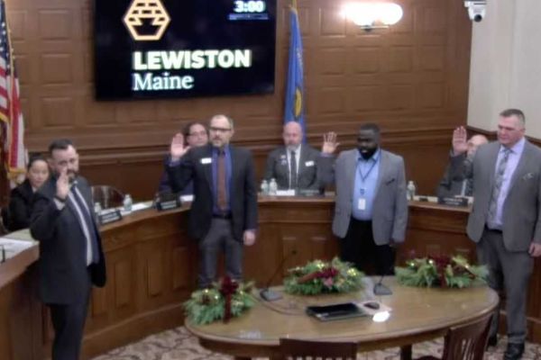 Somali refugee quits Maine city council hours into term amid gun charge and residency scandal — but blames exit on racism