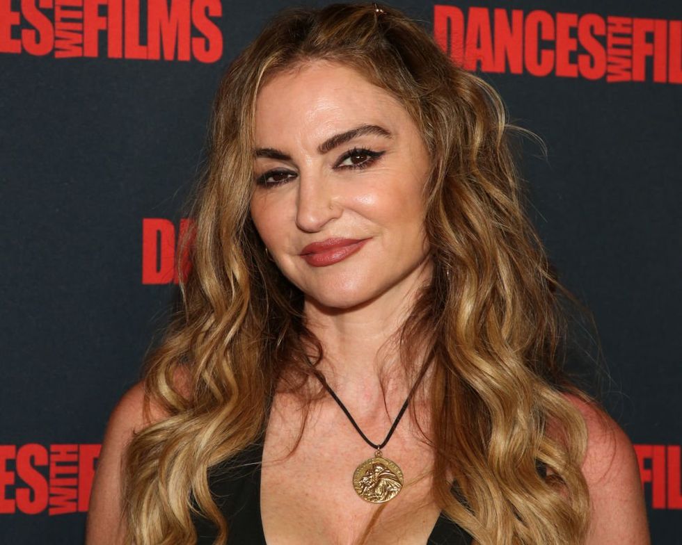 'Sopranos' star Drea de Matteo says Hollywood will 'take me out into the woods and shoot me for not endorsing Biden'