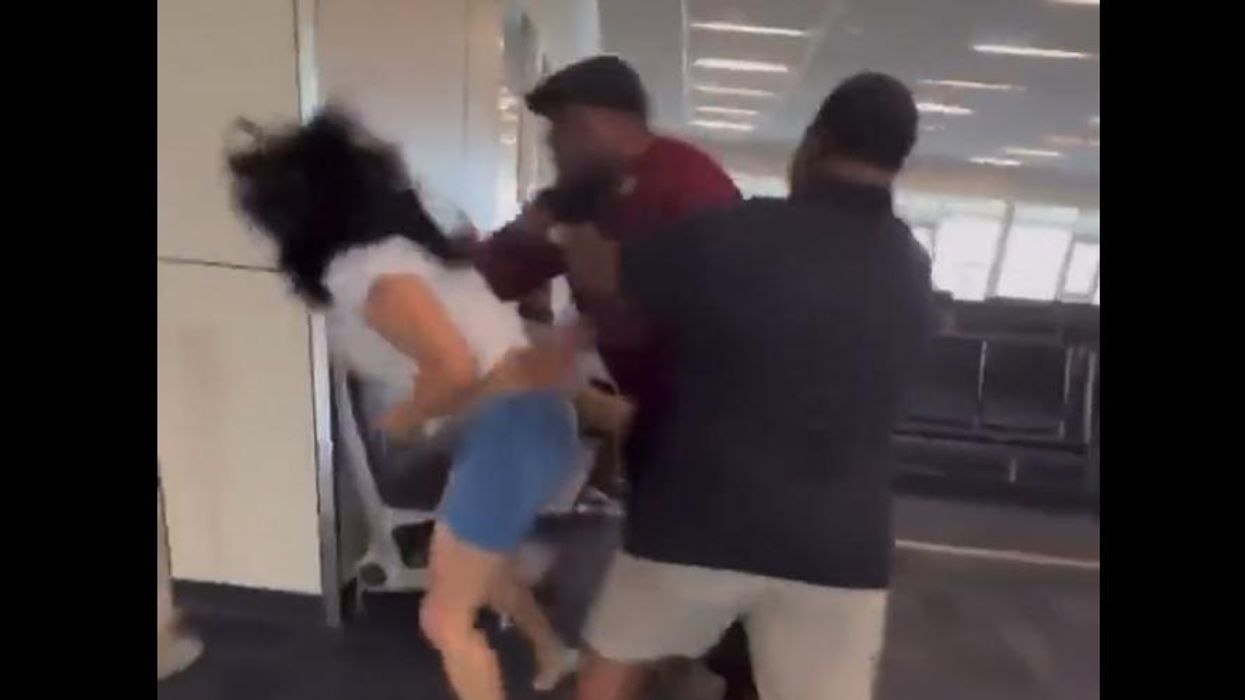 Spirit Airlines gate agent suspended after punching back
