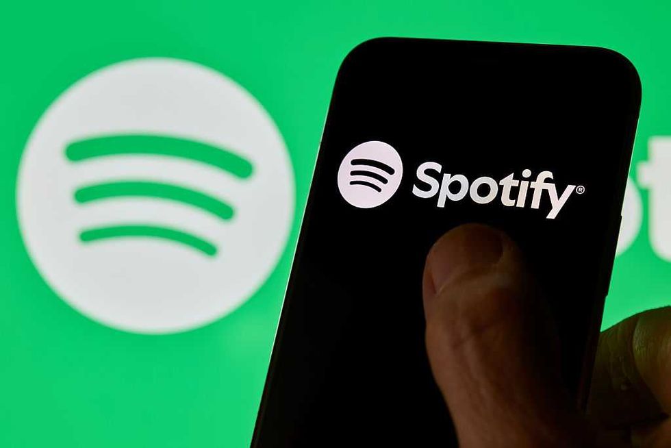 Spotify to continue airing ICE recruitment ads despite Soros-linked complaint