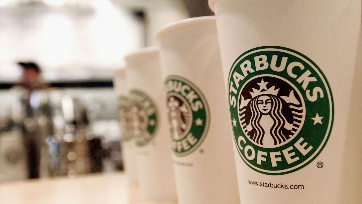 Starbucks barista intervenes on behalf of teen in uncomfortable spot