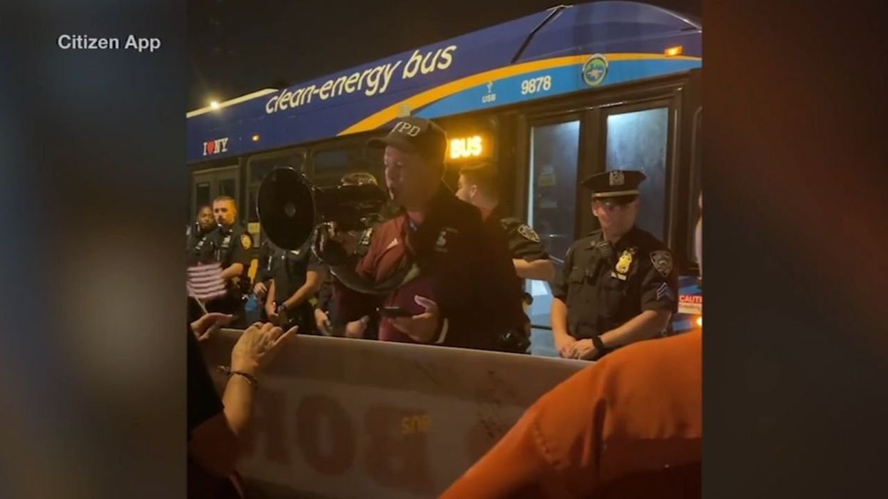Staten Island protesters block bus of migrants headed to former senior living home, leading to 10 arrests