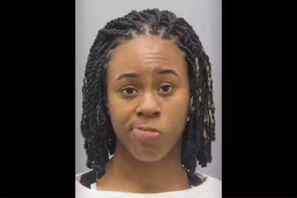 Steak 'n Shake worker shot dead at drive-through window allegedly after argument over onion rings. Murder charge filed.