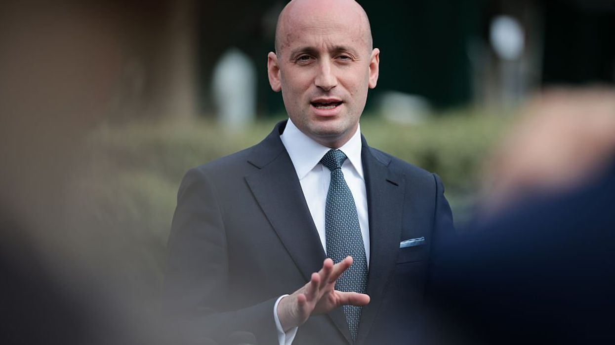 Stephen Miller gives WH reporters lessons on why El Salvadoran was deported to El Salvador