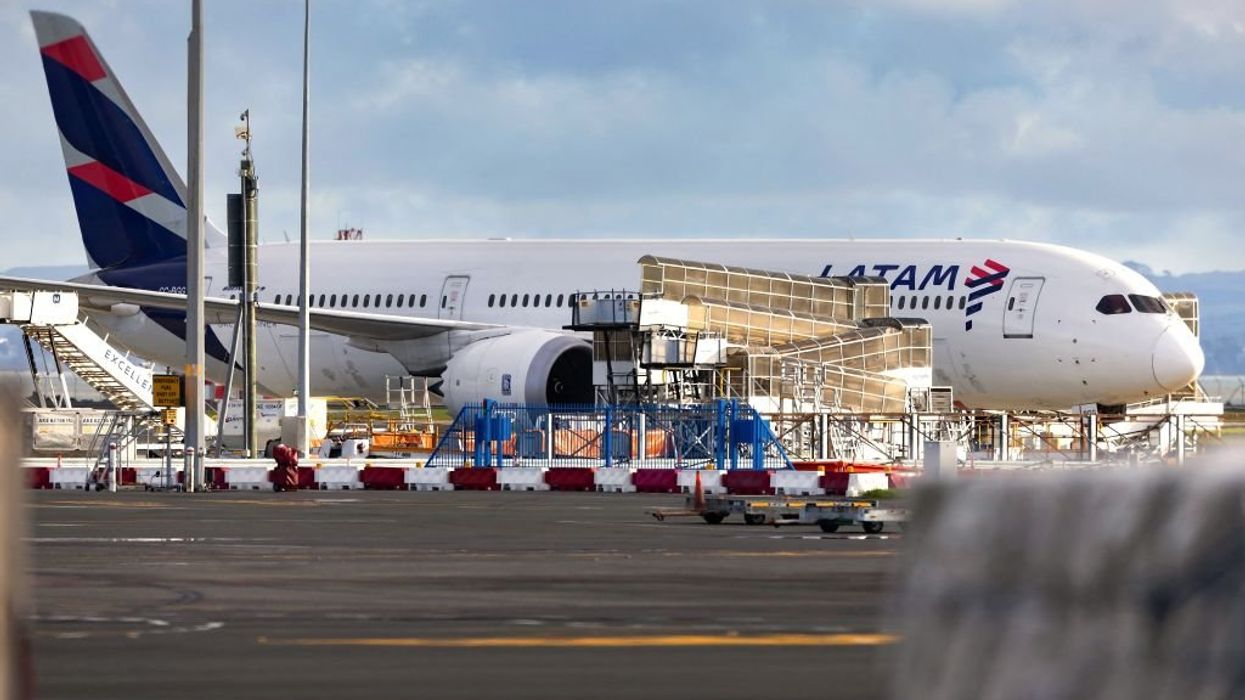 'Strong movement': 50 people were injured on a Boeing 787 flight bound for New Zealand