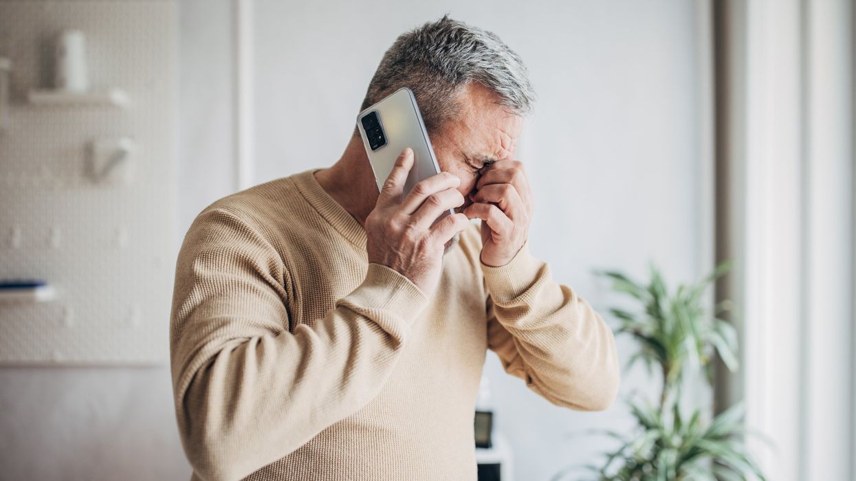 Study reveals cell phones are killing face cells and might be doing a whole lot more