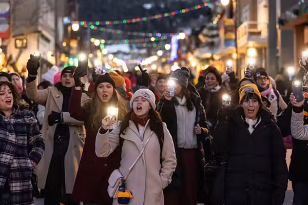 Sundance VIPs take 10-minute protest break in between screenings