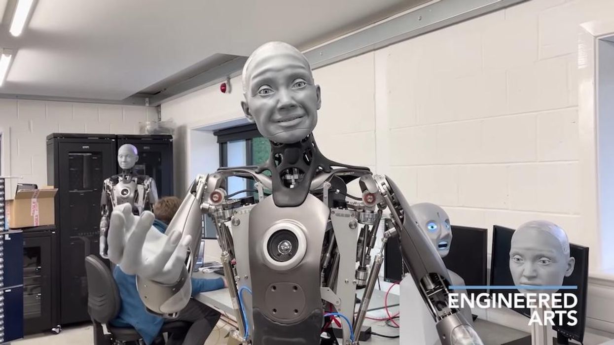 Super-creepy humanoid robot makes those infamous robot dogs look like Pound Puppies